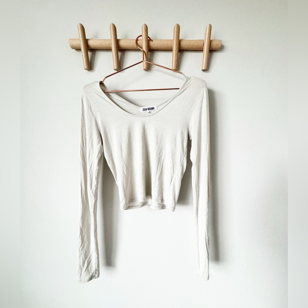 Joah Brown Ecru Long Sleeve Crop Tee M/L